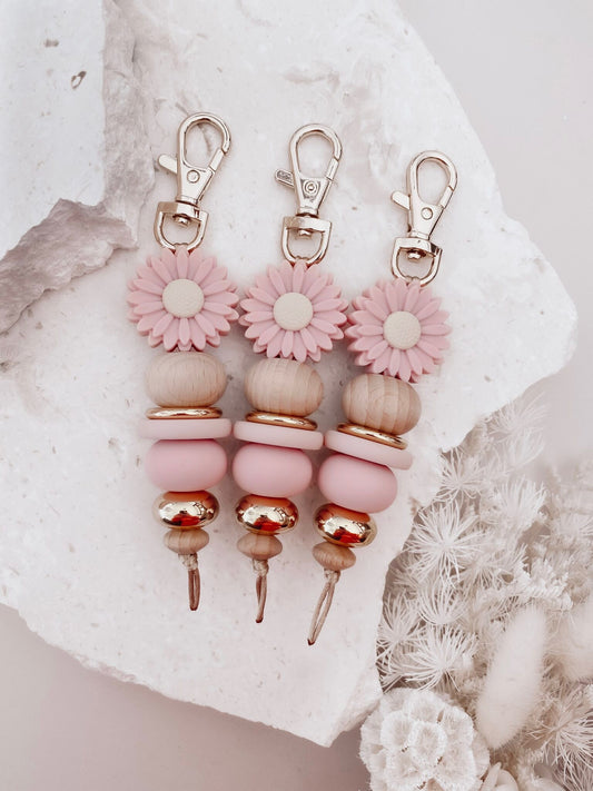 Blush Daisy Beaded Keyring